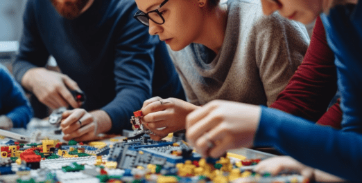 Erlernen Sie in nur 2 Tagen die Grundlagen der moderierten Methode LEGO® Serious Play®. Sie erhalten sofort umsetzbares Know-How für Meetings, Kommunikation und Problemlösungen mit Einzelpersonen und Teams, sowie pro TeilnehmerIn je einen LEGO® Serious Play® Window-Exploration Kit